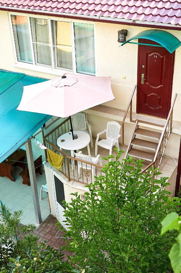 Marco Club Gagry Exterior photo